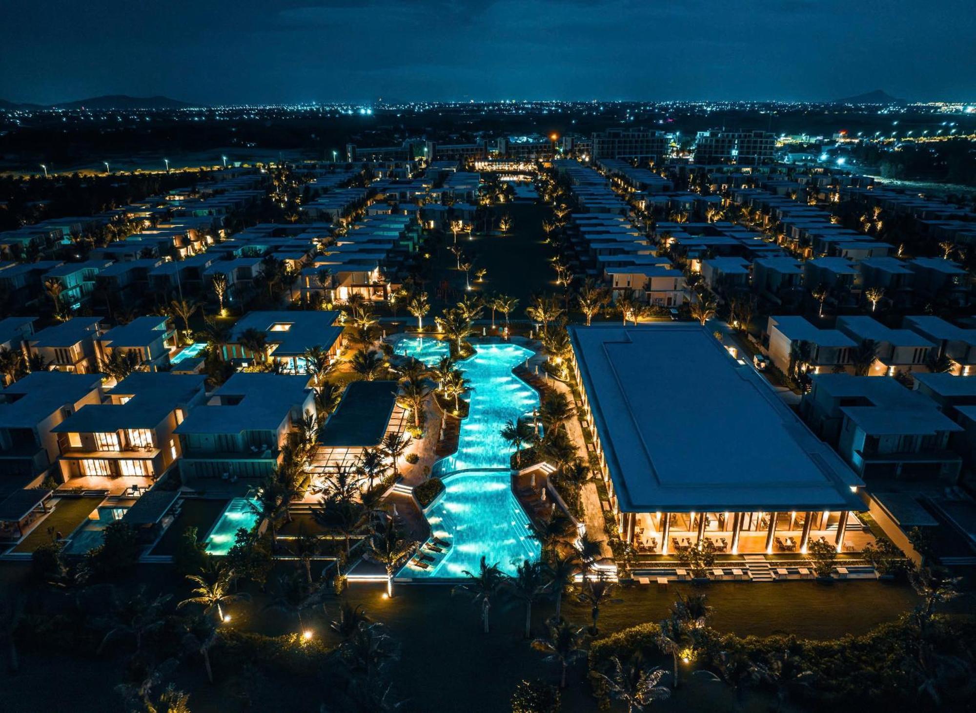 The Ocean Resort By Fusion Куїнон Екстер'єр фото