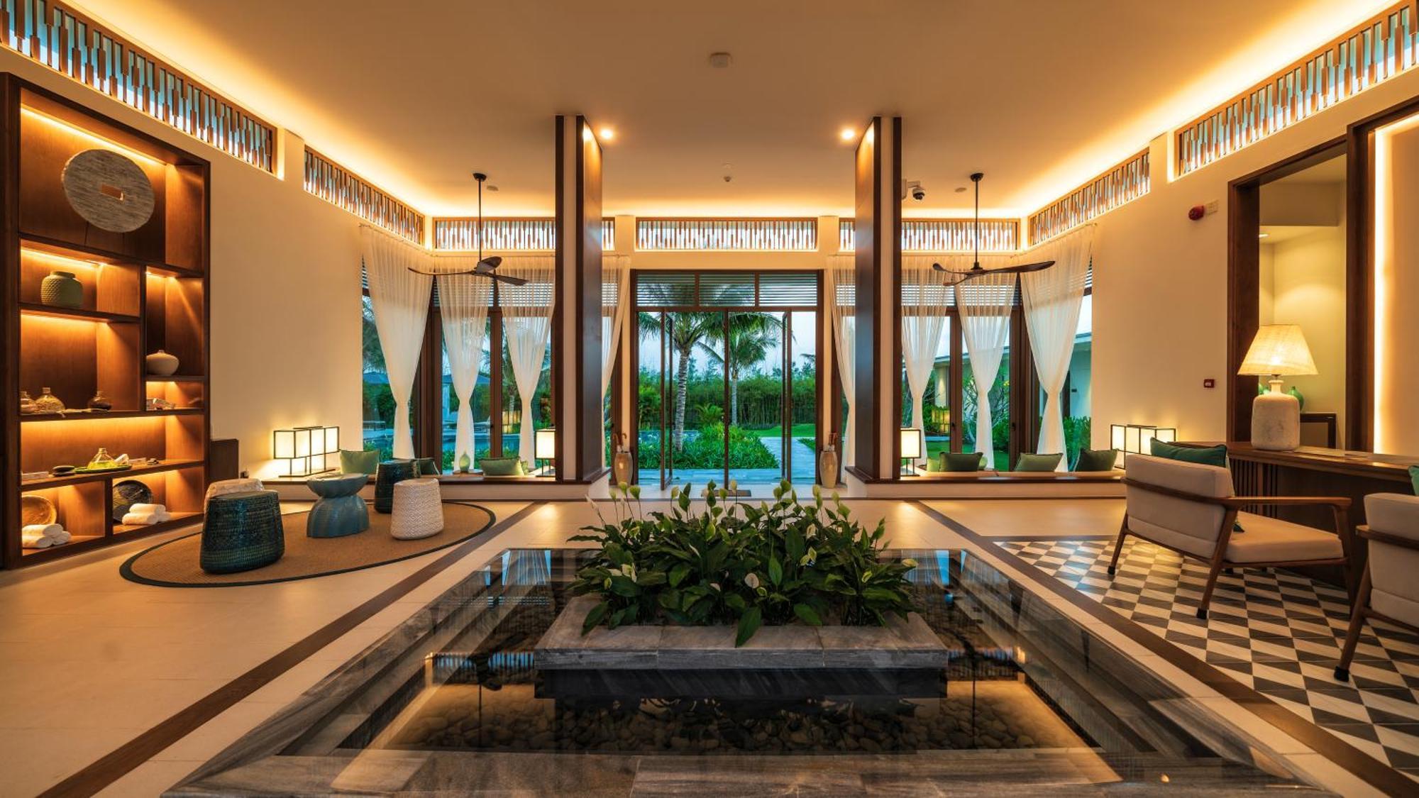 The Ocean Resort By Fusion Куїнон Екстер'єр фото